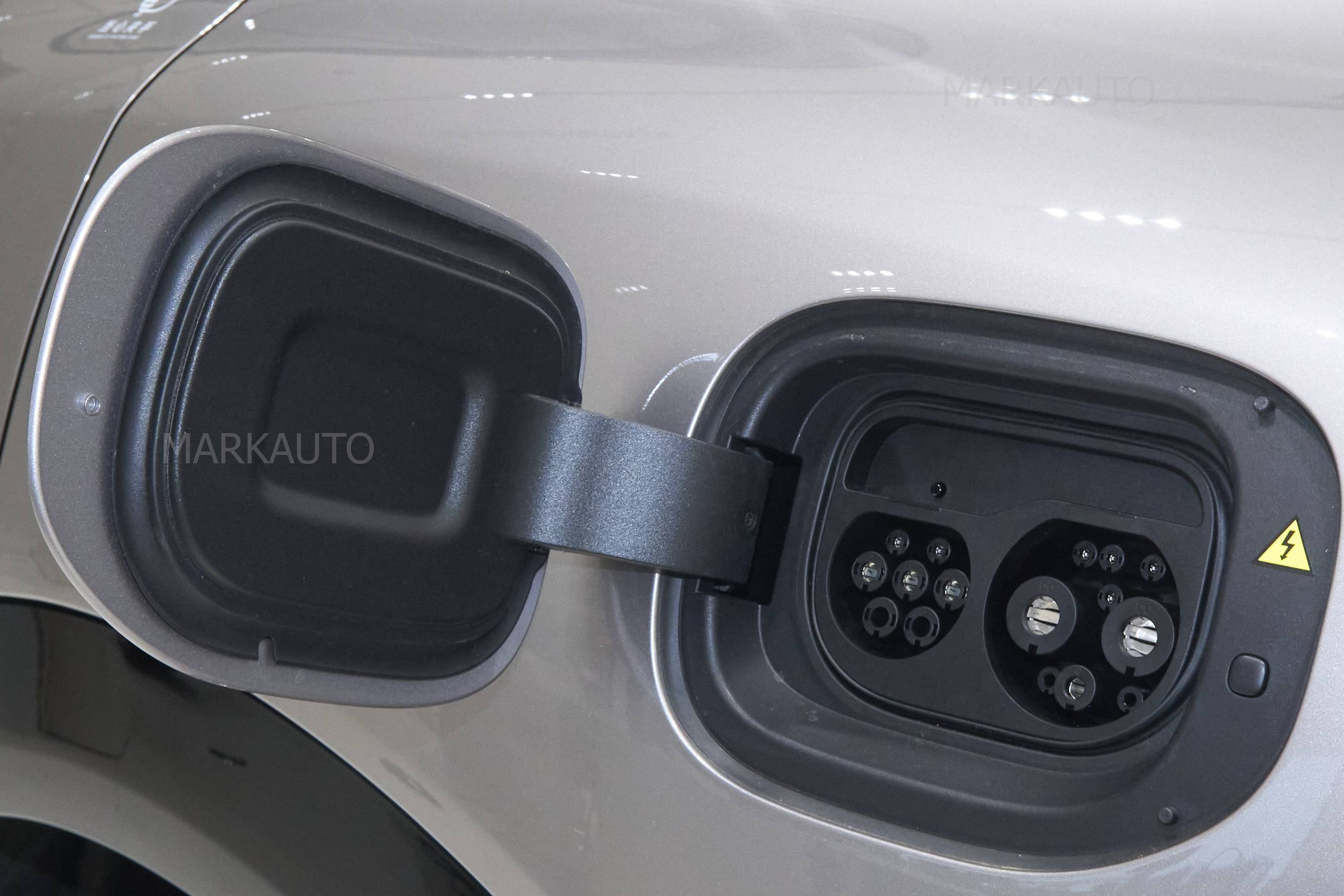 Xiaomi YU7 / 小米YU7  — The 2025 Four-Drive Pro Edition, фото 109